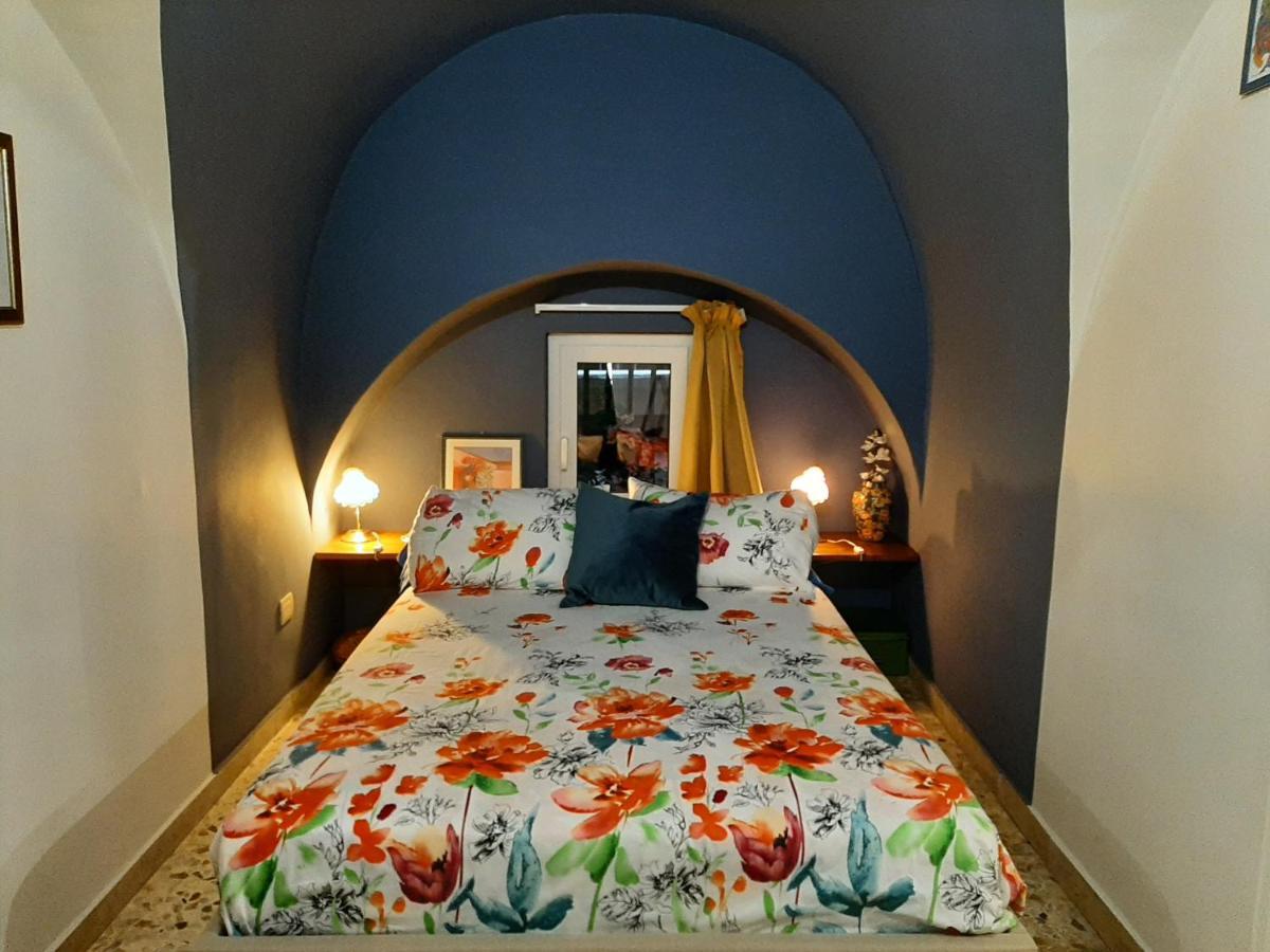 הוילה קטאניה Casa Famoso מראה חיצוני תמונה