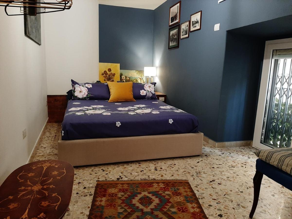 הוילה קטאניה Casa Famoso מראה חיצוני תמונה