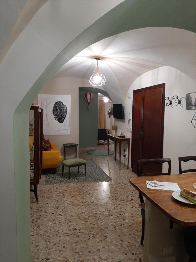 הוילה קטאניה Casa Famoso מראה חיצוני תמונה